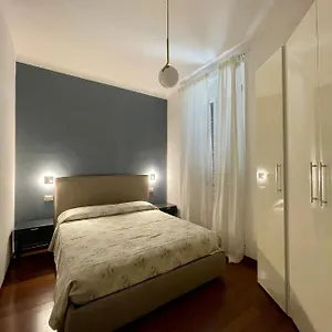 Apartamento The Painting Apartment. A And Lovely In, Milão